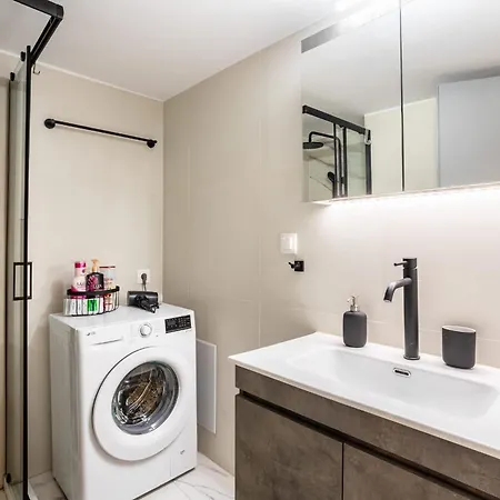 Apartment Zografou Bright Getaway - Escape *