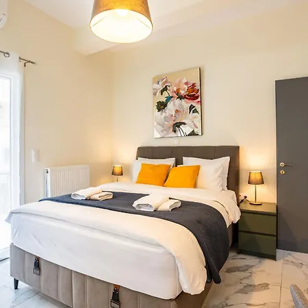 Zografou Bright Getaway - Escape Apartment *